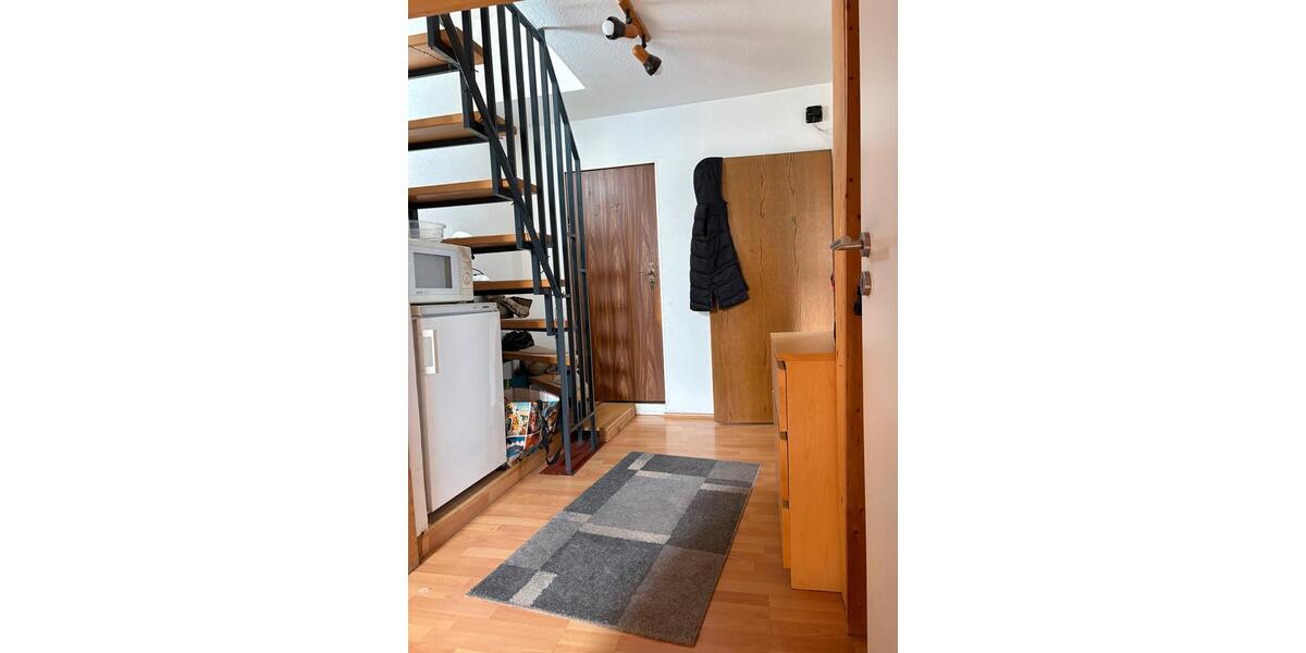 Dachgeschoßwohnung Adelheidsdorf - 4 Zimmer, 100 m&sup2;, 650&euro; | Angebot:26531170