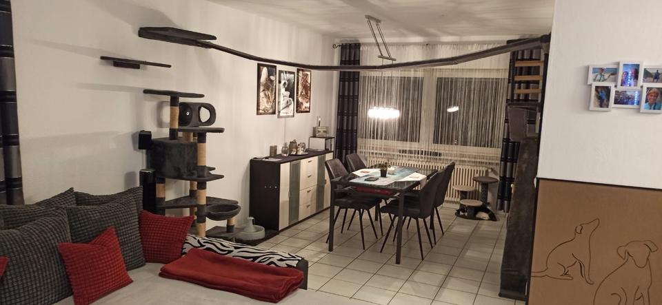 Etagenwohnung Solingen Mitte - 3 Zimmer, 75 m&sup2;, 670&euro; | Angebot:24534095