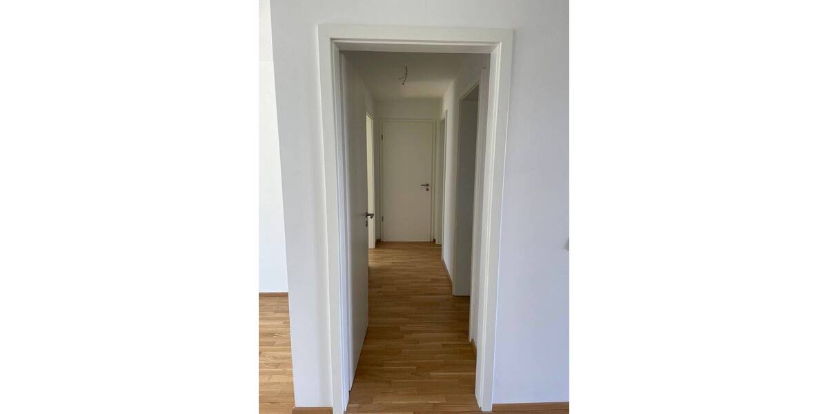 Etagenwohnung Schweinfurt Musikerviertel und amerik. Siedlung - 3 Zimmer, 98 m&sup2;, 1.010&euro; | Angebot:26798354