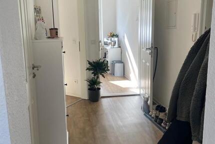2 Raum Wohnung EBK zimmer