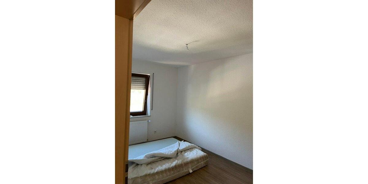 Dachgeschoßwohnung Frammersbach - 3 Zimmer, 79 m&sup2;, 625&euro; | Angebot:26429024