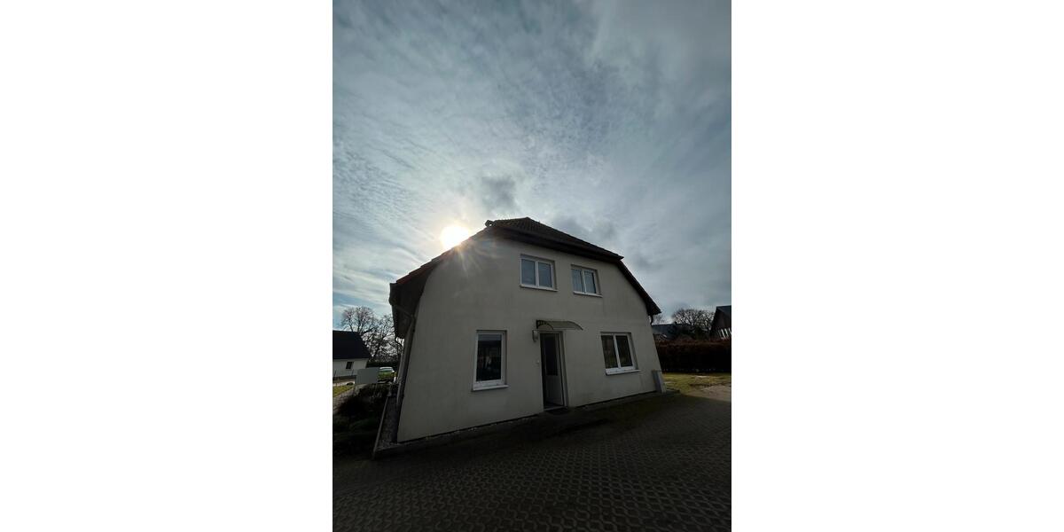 Erdgeschoßwohnung Lubmin - 4 Zimmer, 109 m&sup2;, 1.145&euro; | Angebot:25710946