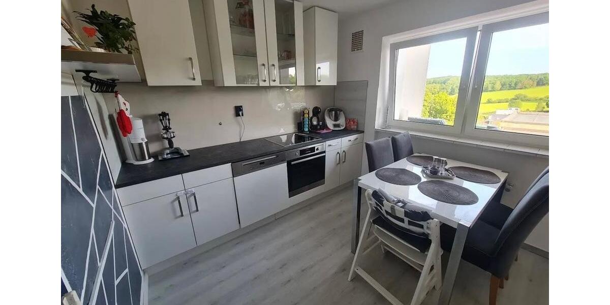 Etagenwohnung Solingen Central - 3 Zimmer, 87 m&sup2;, 795&euro; | Angebot:24682903