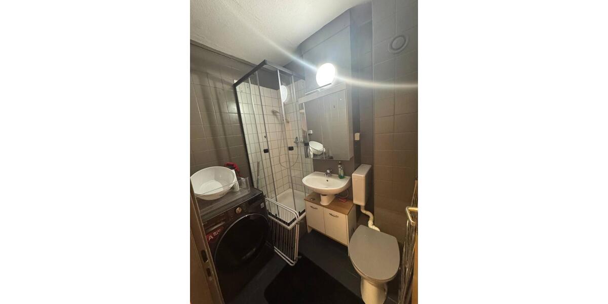 Etagenwohnung Altenburg - 1 Zimmer, 30 m&sup2;, 250&euro; | Angebot:25865396