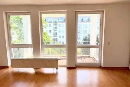 Wohnung zum Mieten in Rostock 599,40 € 58 m²