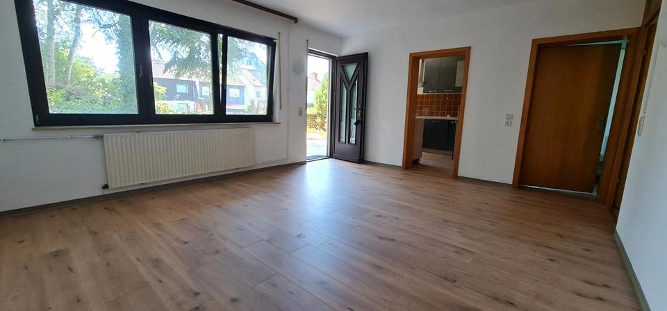Einfamilienhaus Niedernhausen - 6 Zimmer, 155 m&sup2;, 2.800&euro; | Angebot:26482308