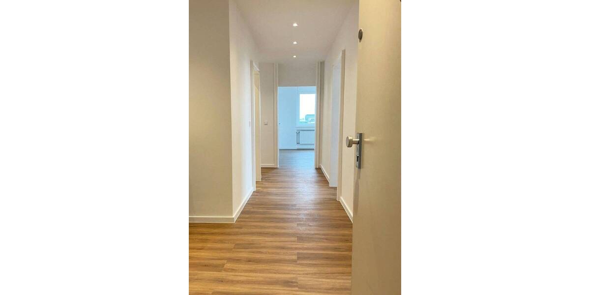 Etagenwohnung Köln Bayenthal - 3 Zimmer, 97 m&sup2;, 1.650&euro; | Angebot:26751060