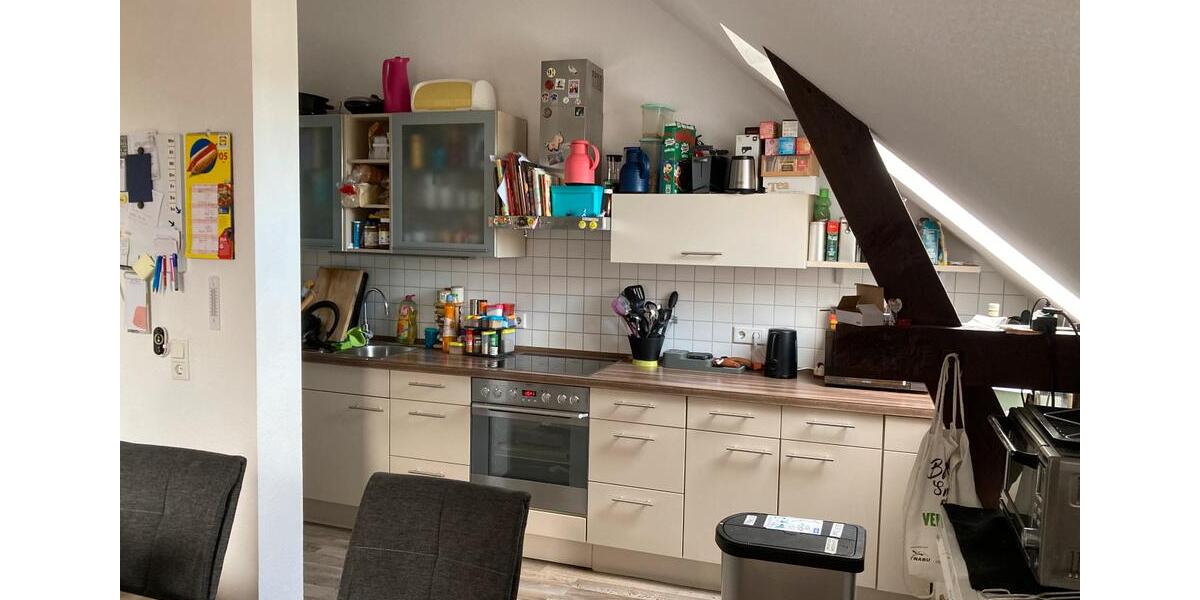 Dachgeschoßwohnung Egeln - 4 Zimmer, 134 m&sup2;, 700&euro; | Angebot:26698379