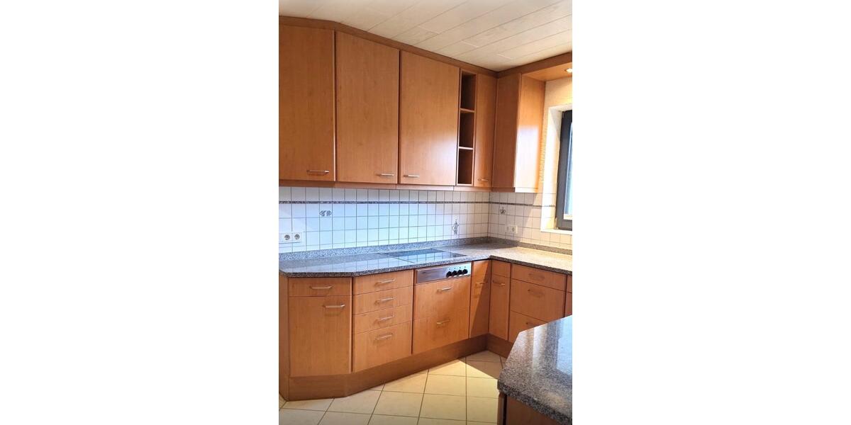 Erdgeschoßwohnung Rockenhausen - 4 Zimmer, 145 m&sup2;, 1.375&euro; | Angebot:25225834