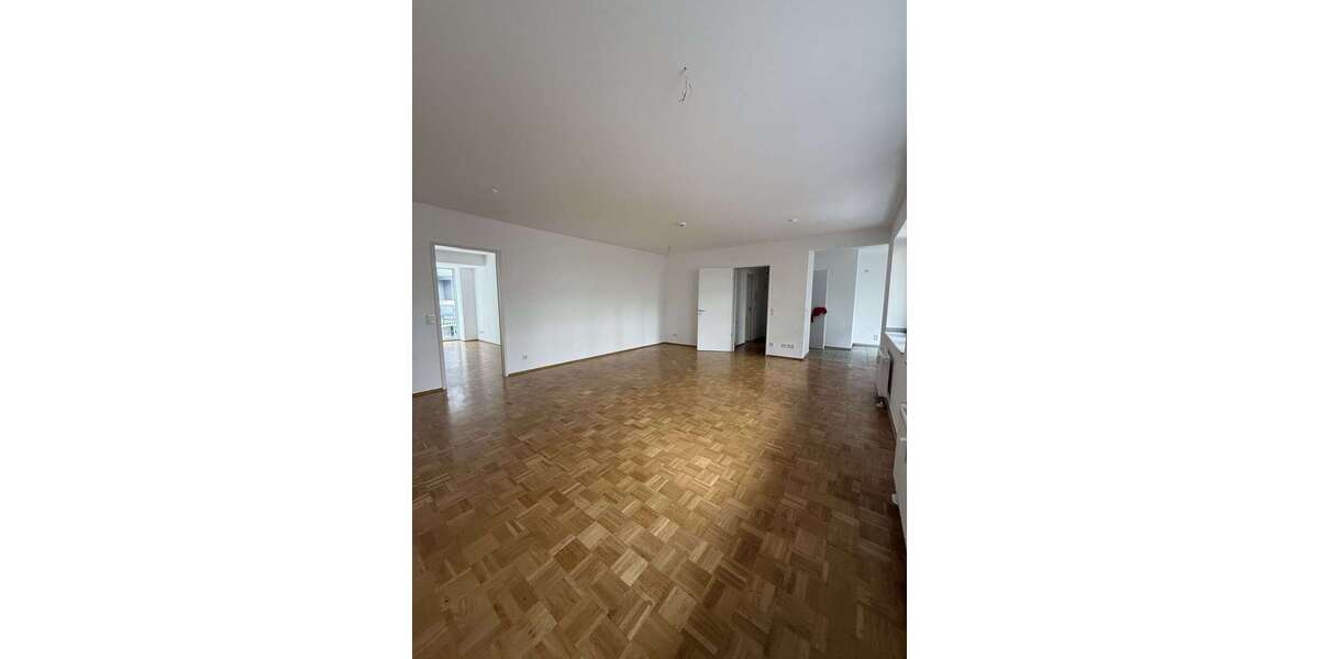 Etagenwohnung Düsseldorf Friedrichstadt - 2 Zimmer, 76 m&sup2;, 1.100&euro; | Angebot:27100752