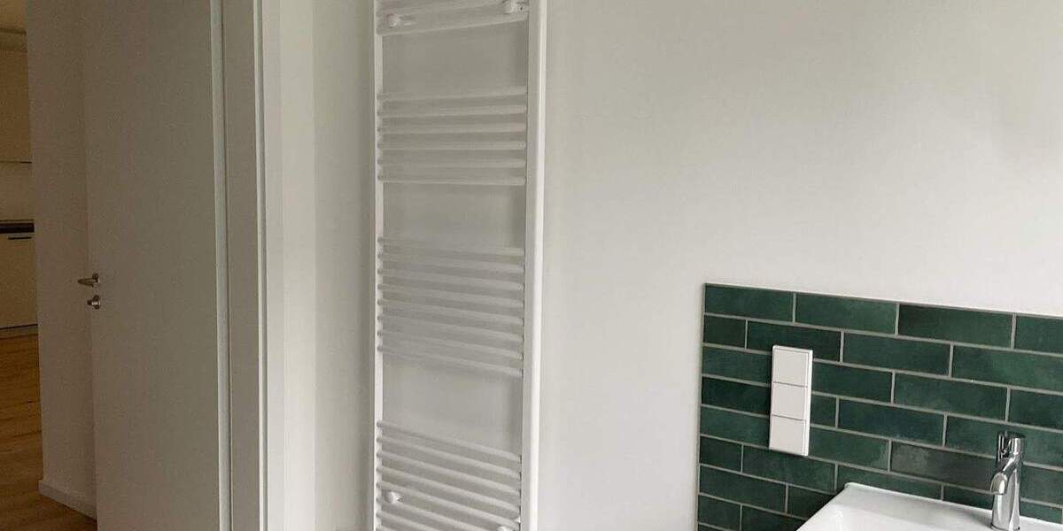 Etagenwohnung Hannover Döhren - 4 Zimmer, 125 m&sup2;, 1.750&euro; | Angebot:24696711