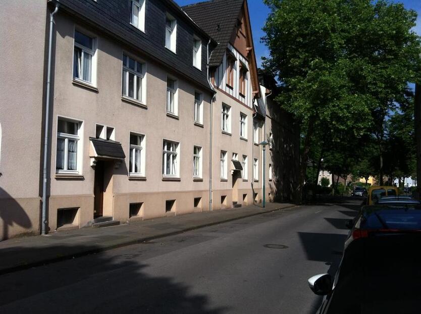 Bezugsfertige Wohnung - Einfach Möbel rein und Füße hoch! zimmer