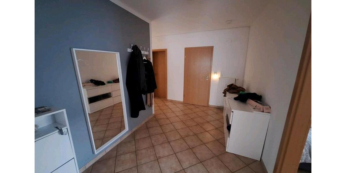 Etagenwohnung Warstein - 4 Zimmer, 90 m&sup2;, 600&euro; | Angebot:24657583