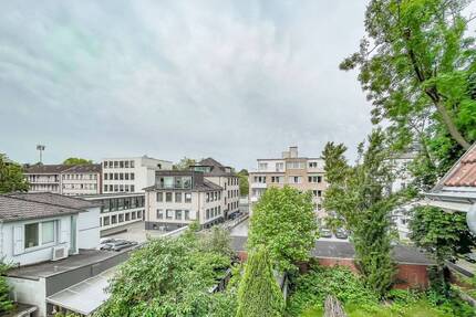 Wohnung Essen Südviertel - 2 Zimmer, 81 m&sup2;, 950&euro; | Angebot:26879024