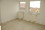 helle Zweiraumwohnung mit Balkon und Personenaufzug - Etagenwohnung Hermsdorf | Angebot:26074110