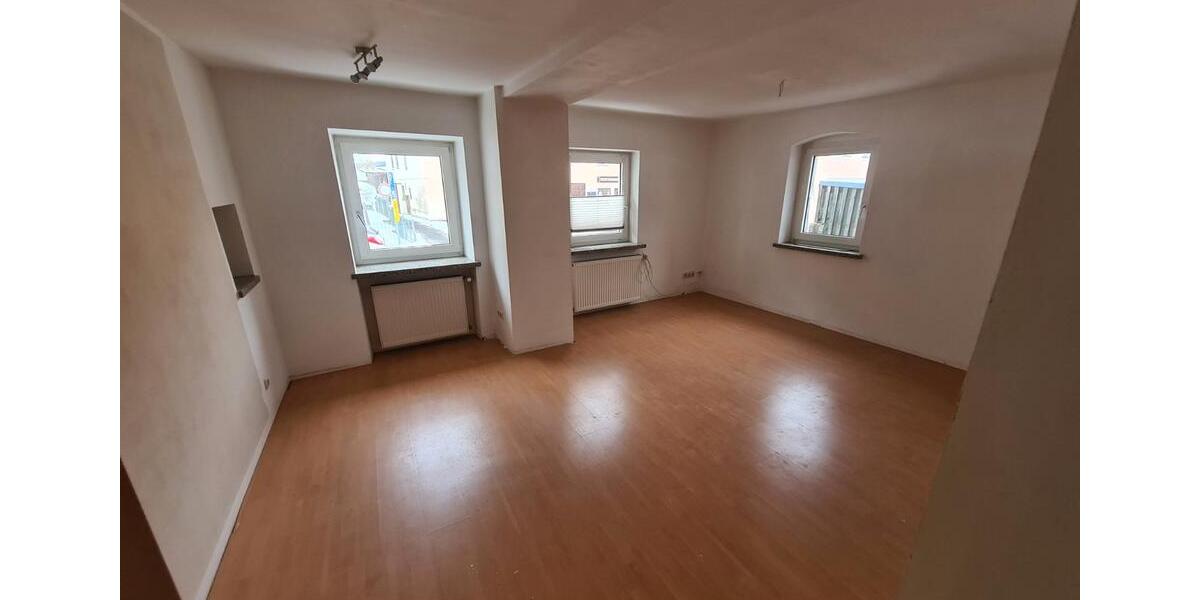 Erdgeschoßwohnung Höchstädt im Fichtelgebirge - 2 Zimmer, 58 m&sup2;, 390&euro; | Angebot:26546159