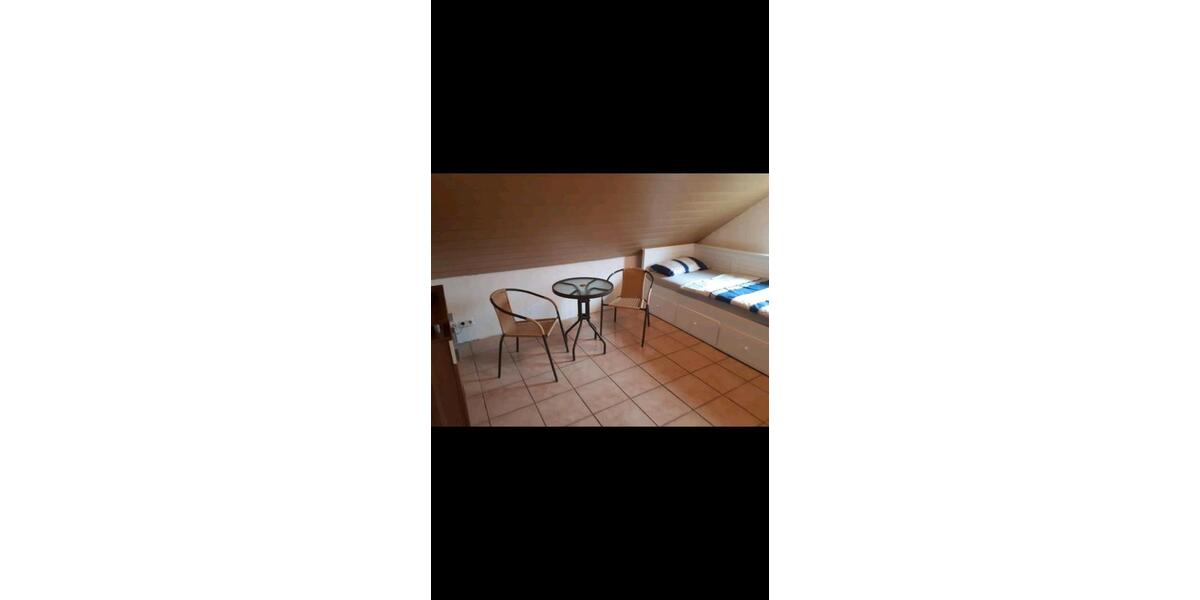 Dachgeschoßwohnung Deidesheim - 3 Zimmer, 62 m&sup2;, 20&euro; | Angebot:26669823