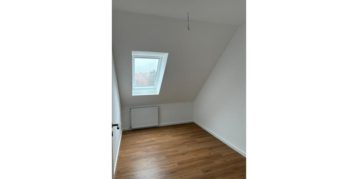 Dachgeschoßwohnung Neustadt-Glewe Glewe - 2 Zimmer, 37 m&sup2;, 333&euro; | Angebot:23526891