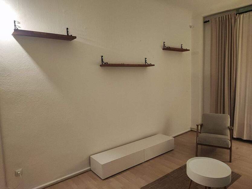 Möblierte 2-Zi Wohnung im Simon-Dach-Kiez 2 zimmer