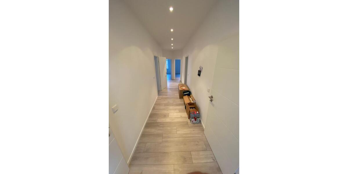 Außergewöhnlich wohnen! Großzügige 4-Raum-Wohnung mit Wohnküche, Komfortbad und Stellplatz in Gera. - Etagenwohnung Gera Ostviertel | Angebot:27284787