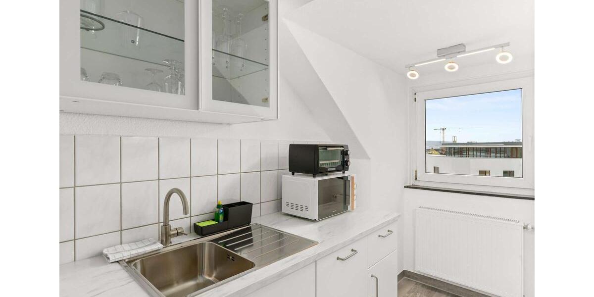 Dachgeschoßwohnung Kassel - 2 Zimmer, 65 m&sup2;, 1.200&euro; | Angebot:26578071