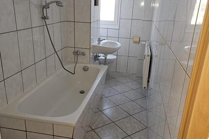 Wohnung Artern - 3 Zimmer, 58 m&sup2;, 320&euro; | Angebot:27685289