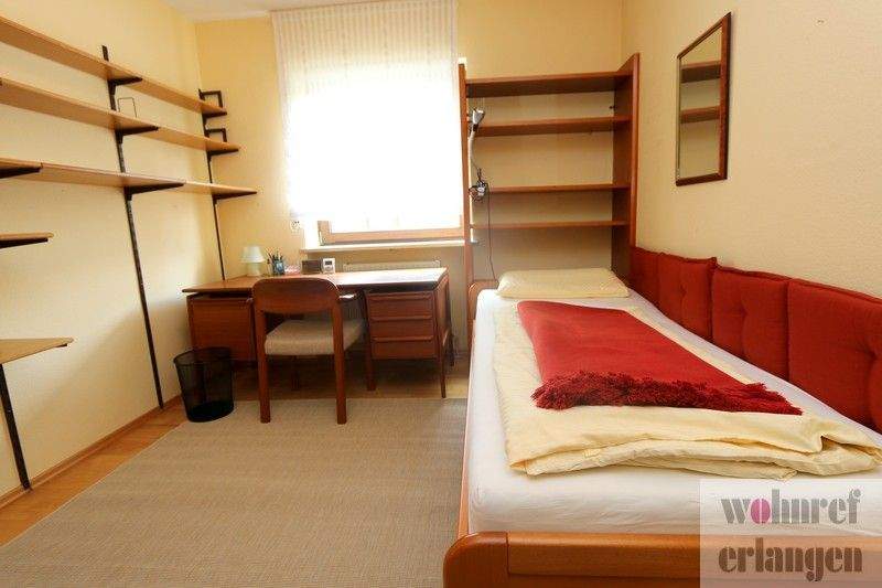 Etagenwohnung Erlangen Erlangen-Süd - 3 Zimmer, 83 m&sup2;, 1.300&euro; | Angebot:25862567