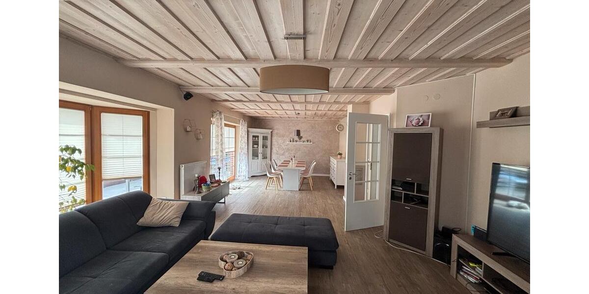 Doppelhaushälfte Ummern - 5 Zimmer, 175 m&sup2;, 1.350&euro; | Angebot:26483574