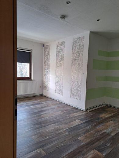 Maisonettenwohnung Bitterfeld-Wolfen Bitterfeld - 4 Zimmer, 95 m&sup2;, 580&euro; | Angebot:26454198