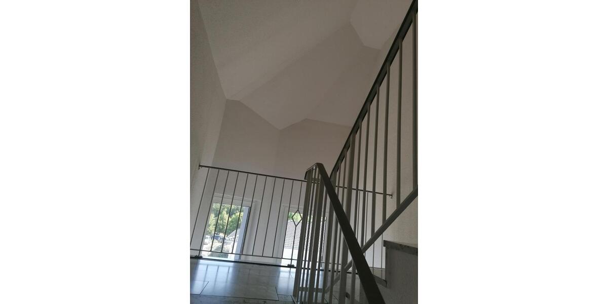 Schöne Wohnung in Schönburg, teilmöbliert, inkl. PKW Stellplatz 1 zimmer