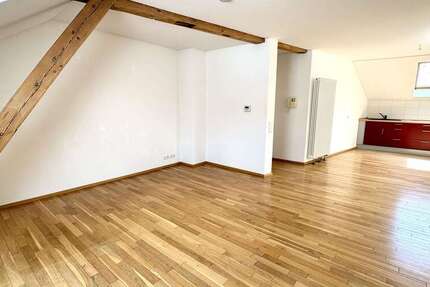 Wohnung Kaiserslautern - 2 Zimmer, 61 m&sup2;, 565&euro; | Angebot:25257836