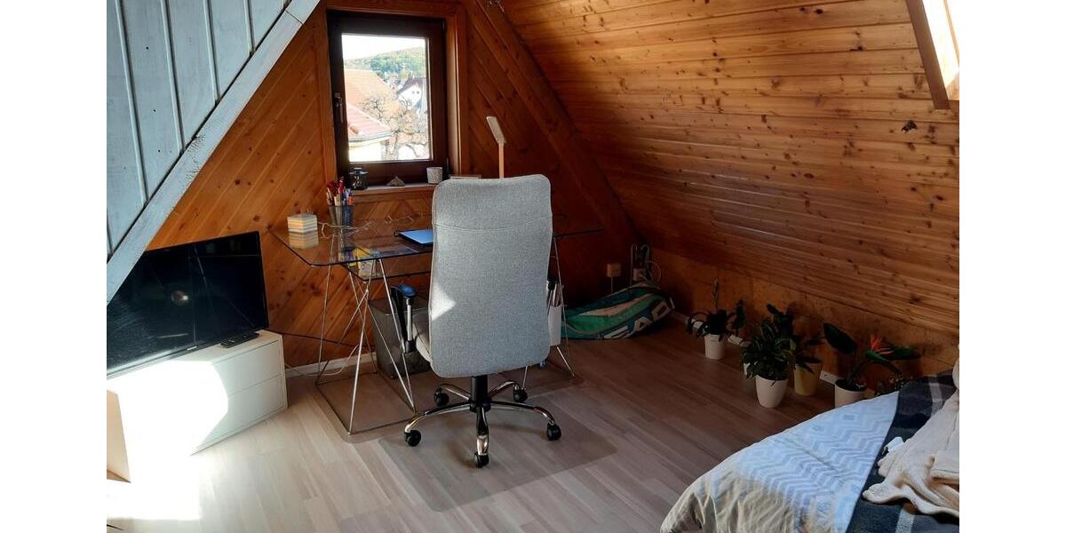 Wohnen auf Zeit Gomaringen - 5 Zimmer, 20 m&sup2;, 350&euro; | Angebot:25931389