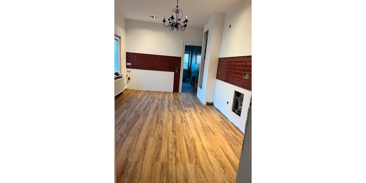 Etagenwohnung Zerbst (Anhalt) - 5 Zimmer, 140 m&sup2;, 950&euro; | Angebot:26689259