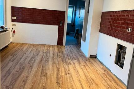 Wohnung Zerbst (Anhalt) - 5 Zimmer, 140 m&sup2;, 950&euro; | Angebot:26689259