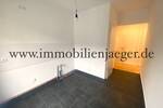 Barmbek-Süd im Hinterhof - modernsierte Altbau-Wohnung im 2.OG - Holzdielen - Duschbad - ab sofort
