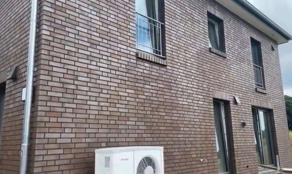 Doppelhaushälfte Beckdorf - 4 Zimmer, 129 m&sup2;, 1.699&euro; | Angebot:24497158