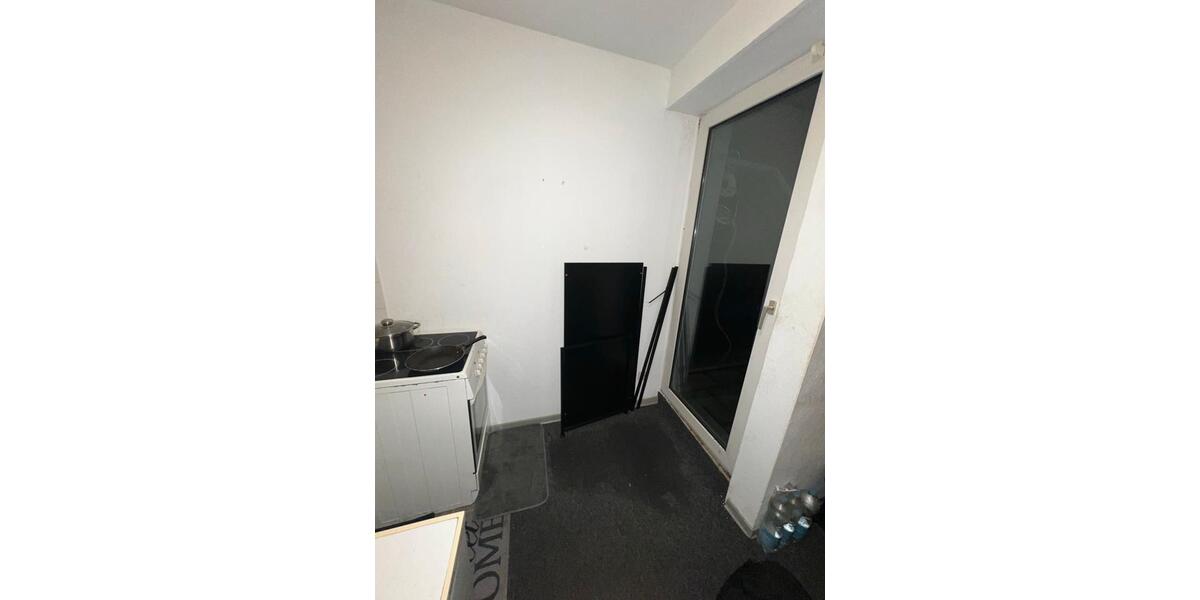 Dachgeschoßwohnung Pulheim - 1 Zimmer, 25 m&sup2;, 390&euro; | Angebot:24720355