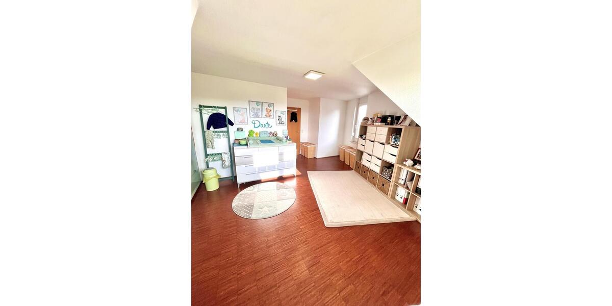 Maisonettenwohnung Gärtringen - 4.5 Zimmer, 118 m&sup2;, 2.150&euro; | Angebot:25894847