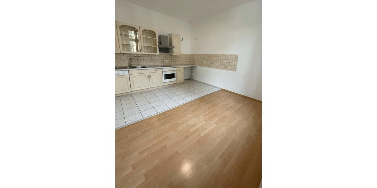 Hochparterre Friedrichroda - 2 Zimmer, 67 m&sup2;, 580&euro; | Angebot:26279342