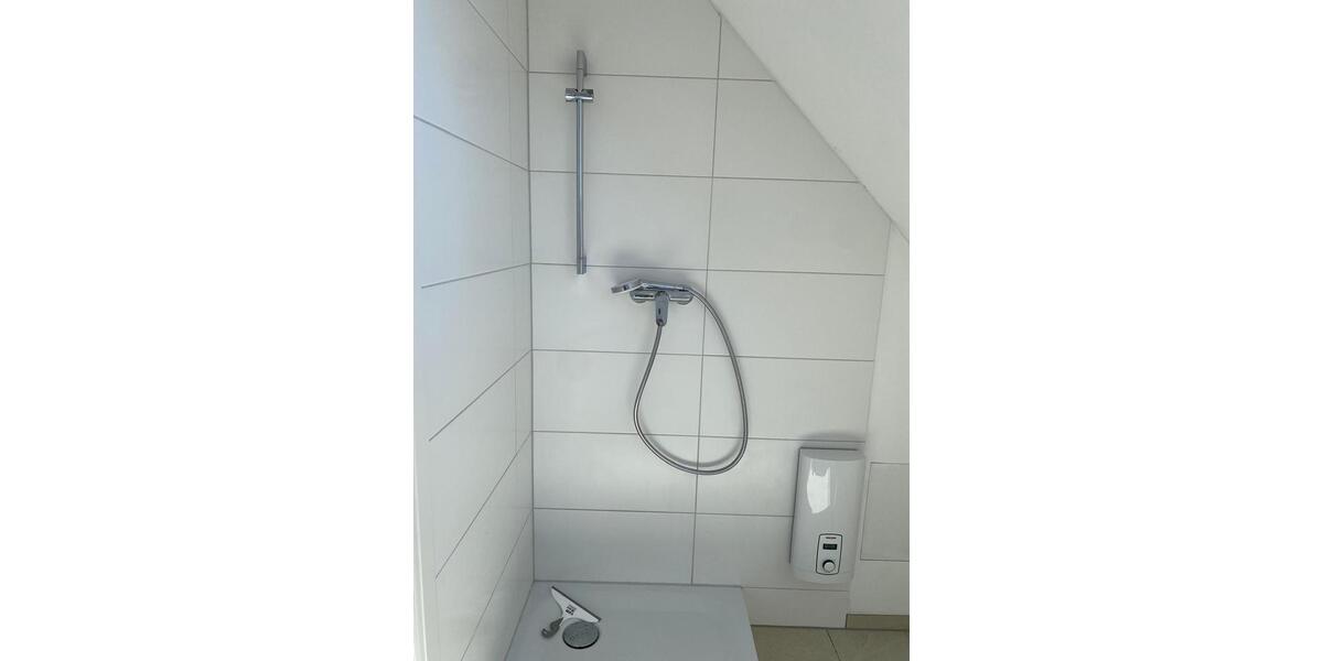 Dachgeschoßwohnung Freiburg im Breisgau Ebnet - 3 Zimmer, 50 m&sup2;, 1.200&euro; | Angebot:26440315