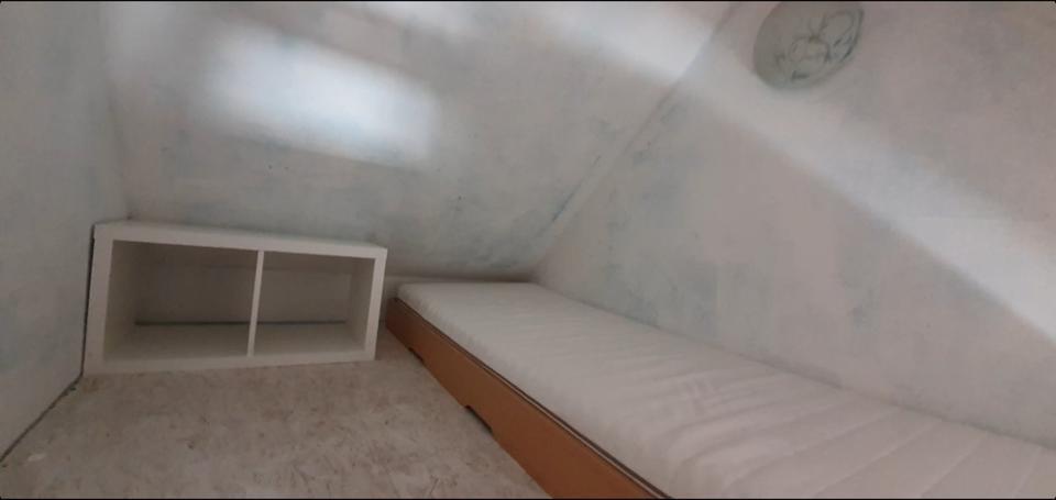 Möbliertes WG Zimmer wohnen auf Zeit in Verden