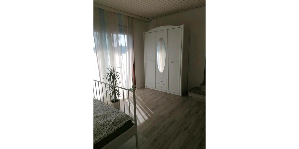 Wohnen auf Zeit Mölln - 4 Zimmer, 120 m&sup2;, 23&euro; | Angebot:25722501