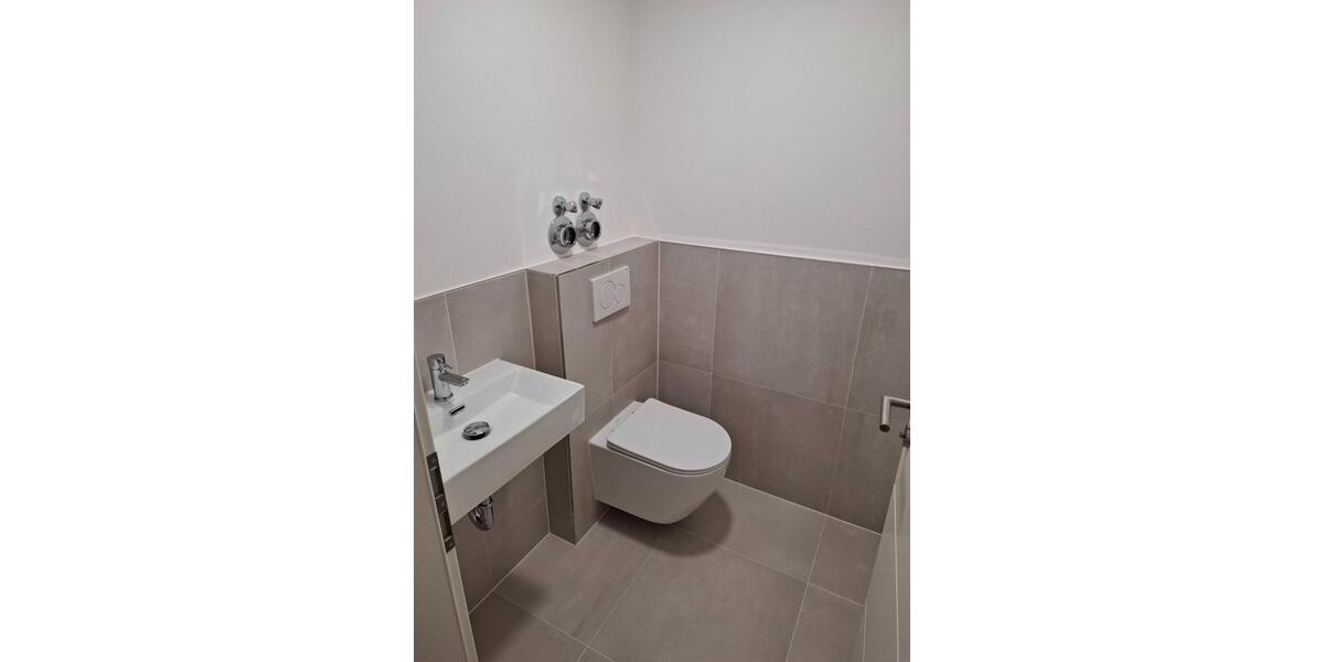 Etagenwohnung Ludwigsburg Oßweil - 4.5 Zimmer, 105 m&sup2;, 1.620&euro; | Angebot:26003053