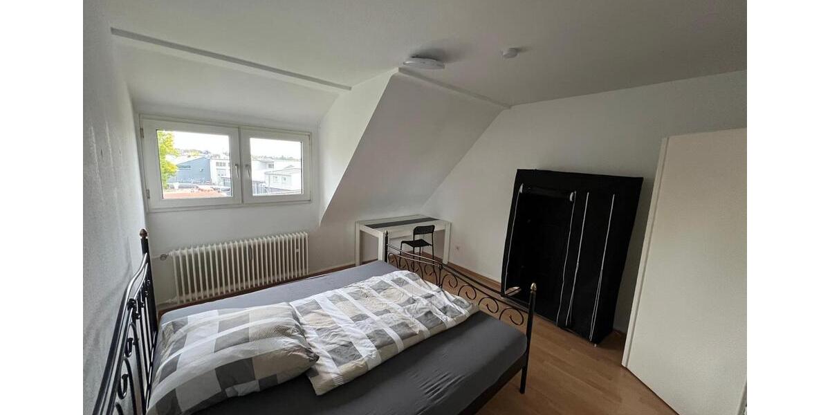Wohnen auf Zeit Krefeld - 4 Zimmer, 80 m&sup2;, 525&euro; | Angebot:25550412