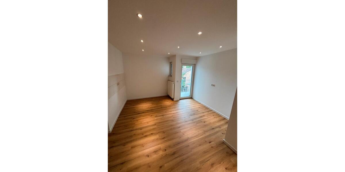 Etagenwohnung Bexbach - 2 Zimmer, 70 m&sup2;, 700&euro; | Angebot:26207376