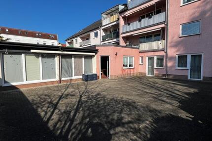 Wohnung Staßfurt - 1 Zimmer, 27 m&sup2;, 220&euro; | Angebot:25055376