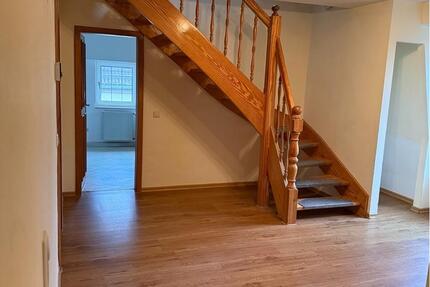 Wohnung Torgau - 4 Zimmer, 125 m&sup2;, 860&euro; | Angebot:25656694