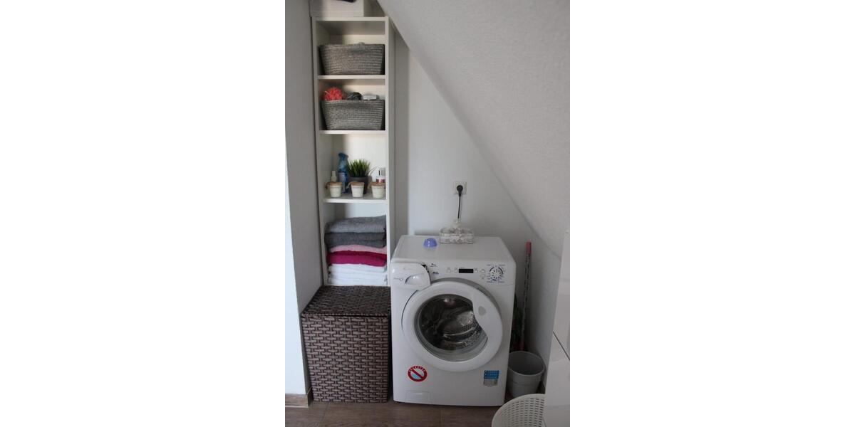 Dachgeschoßwohnung Köngen - 3 Zimmer, 75 m&sup2;, 820&euro; | Angebot:24783873