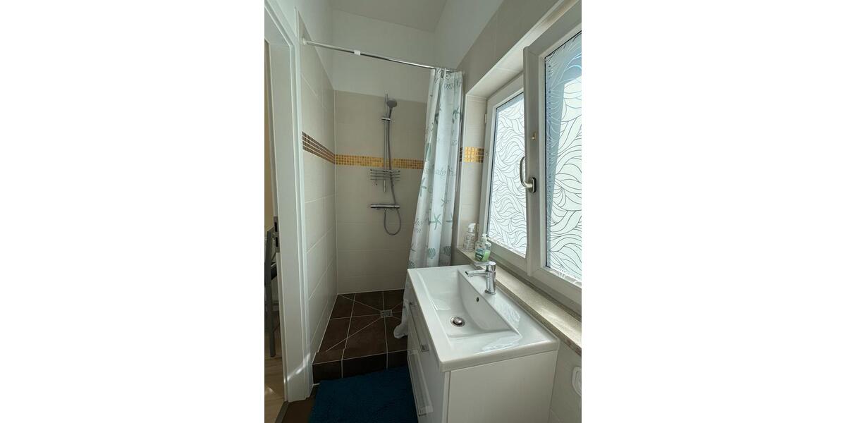 Wohnen auf Zeit Niestetal - 1 Zimmer, 20 m&sup2;, 25&euro; | Angebot:26232401