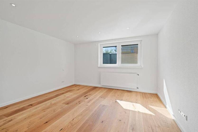 Neubau Wohnung , Untergeschoss Erdgeschoss